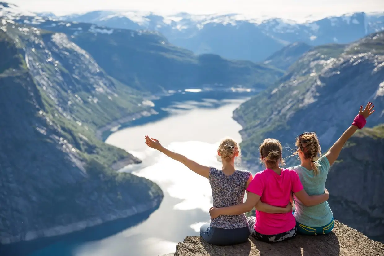 Trolltunga Hike — Private Day Tour — 3